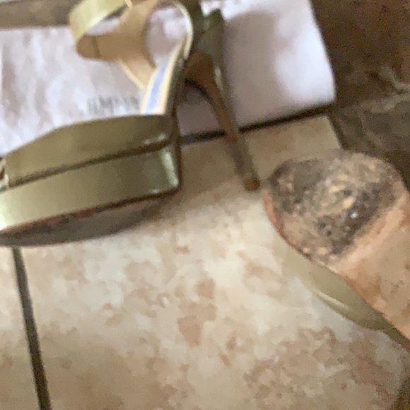 Jimmy Choo Champagne Platform Patent Heel - Picture 6 of 7